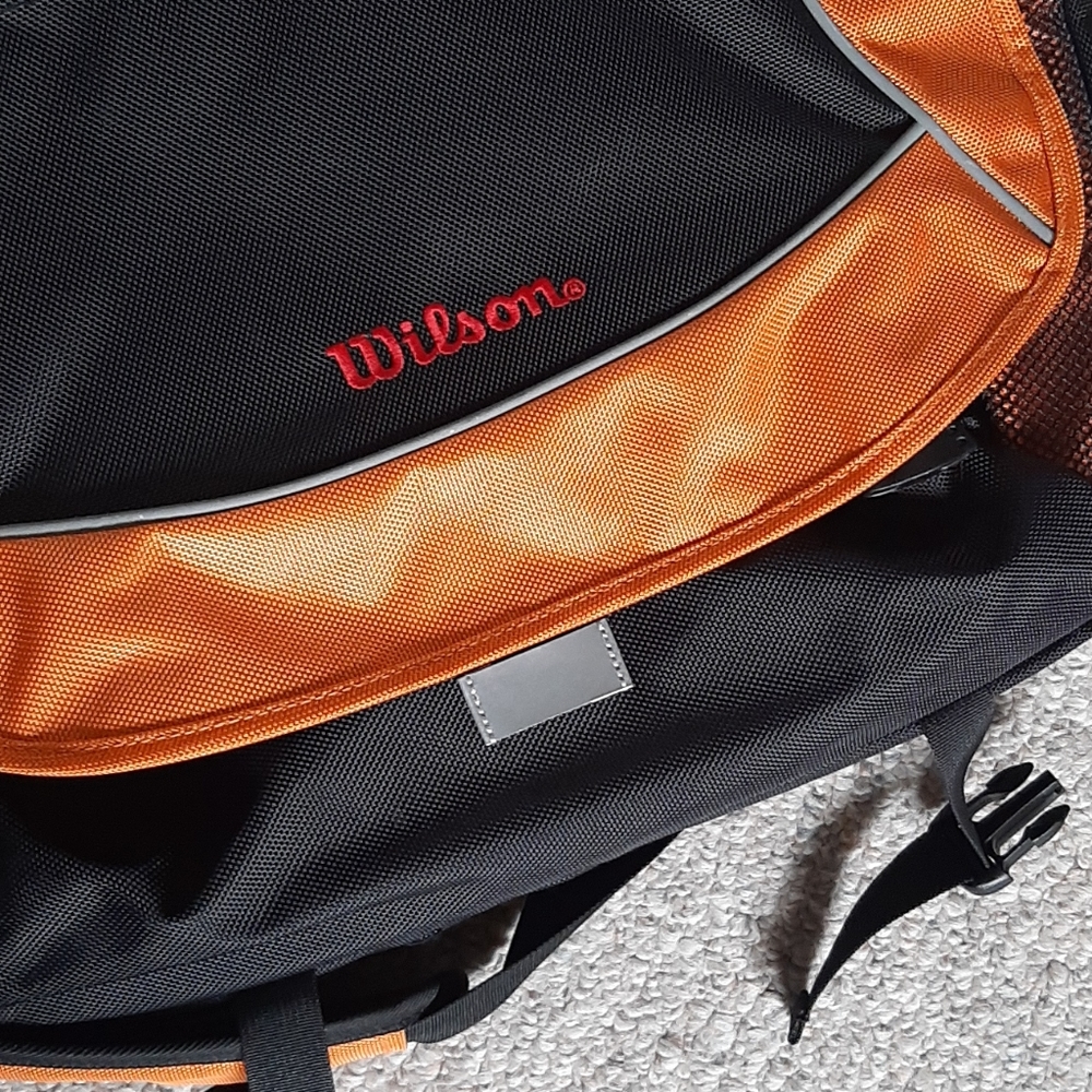 Wilson Laptop Computer Expendable Briefcase - Picture 12 of 12